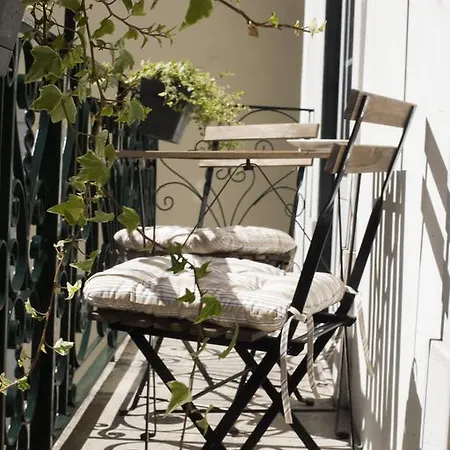 Feelinglisbon Patio Chiado